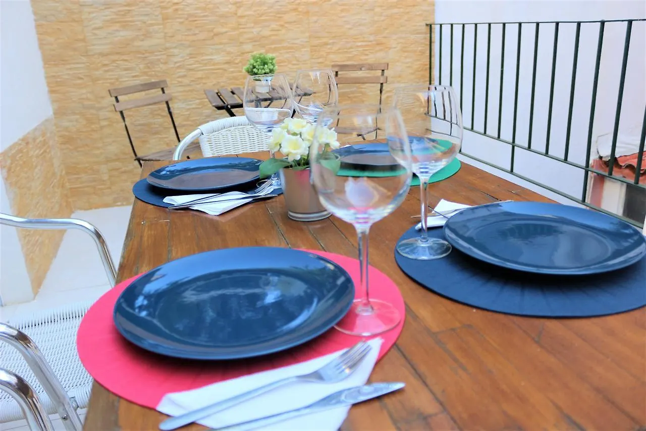 ליסבון Graca Family Apartment